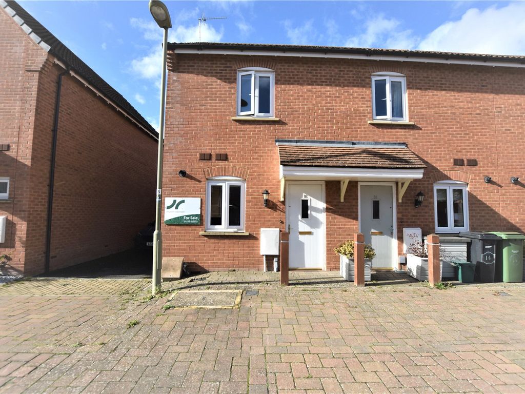 2 bed end terrace house for sale in Rookery Court, Didcot, Oxfordshire