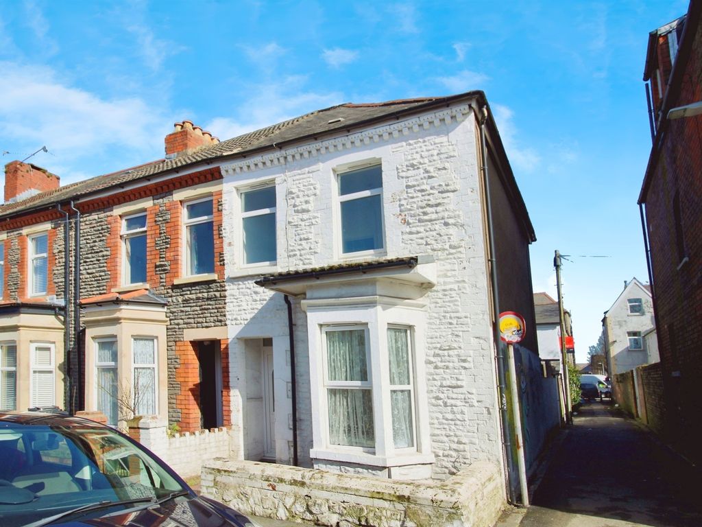 3 bed terraced house for sale in Cottrell Road, Roath, Cardiff CF24, £
