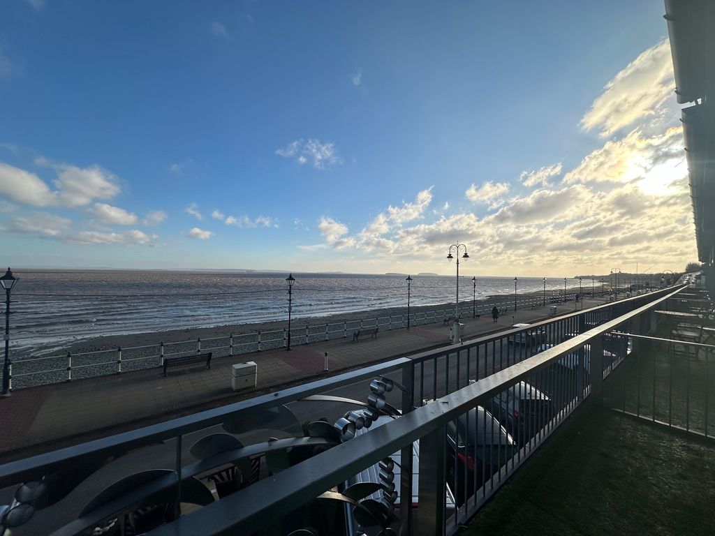 4 bed property to rent in The Esplanade, Penarth CF64, £4,583 pcm Zoopla