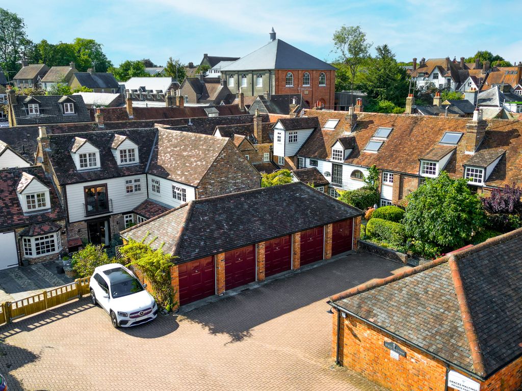 3 bed terraced house for sale in Graces Maltings, Akeman Street, Tring