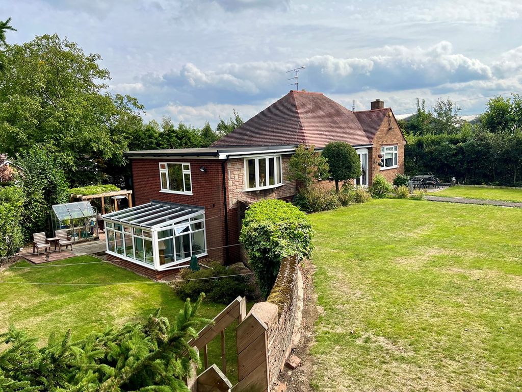 4 bed detached house for sale in Linthouse Lane, Wednesfield