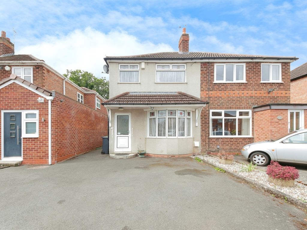 3 bed semidetached house for sale in Chamberlain Crescent, Shirley