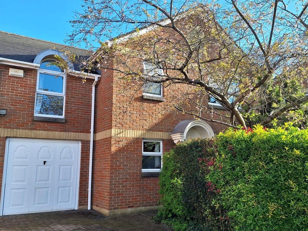 4 bed detached house for sale in Berwick Court, Hallen, Bristol BS10, £
