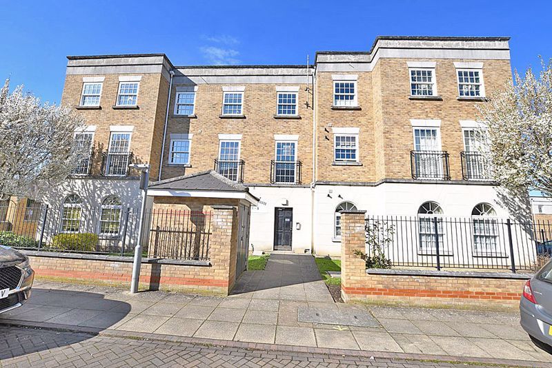 2 bed flat for sale in Marigold Way, Maidstone ME16 Zoopla