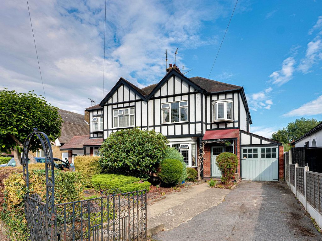 4 bed semidetached house for sale in Thorpe Hall Avenue, SouthendOn
