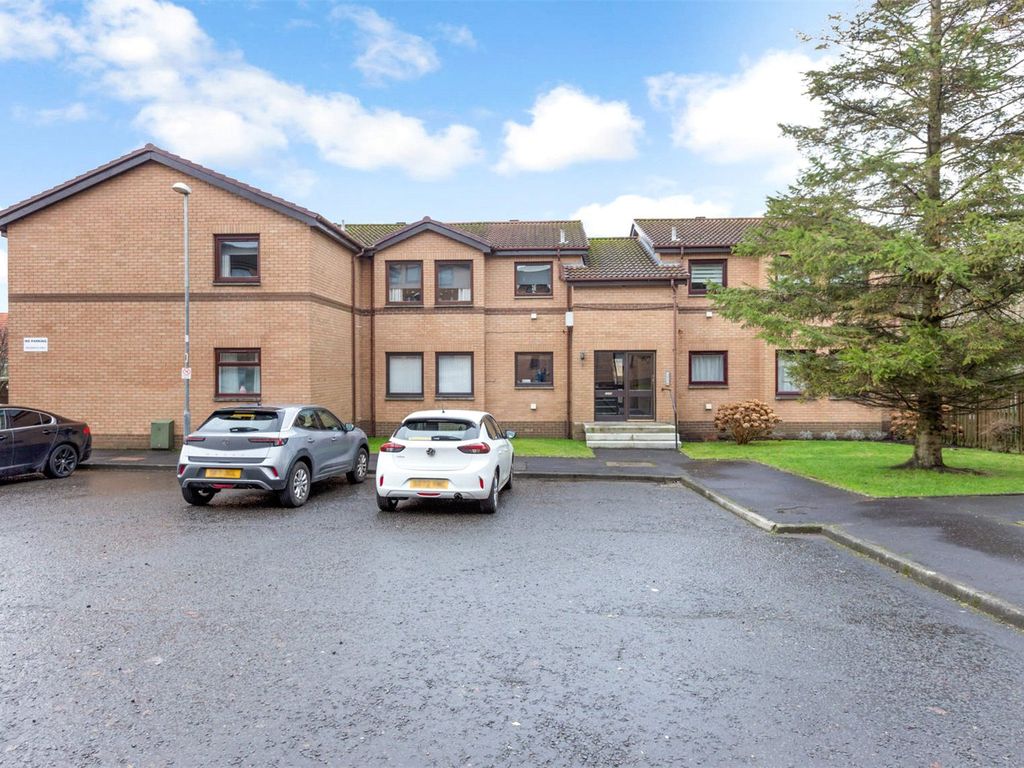 1 bed flat for sale in Campsie Court, Kirkintilloch, Glasgow, East