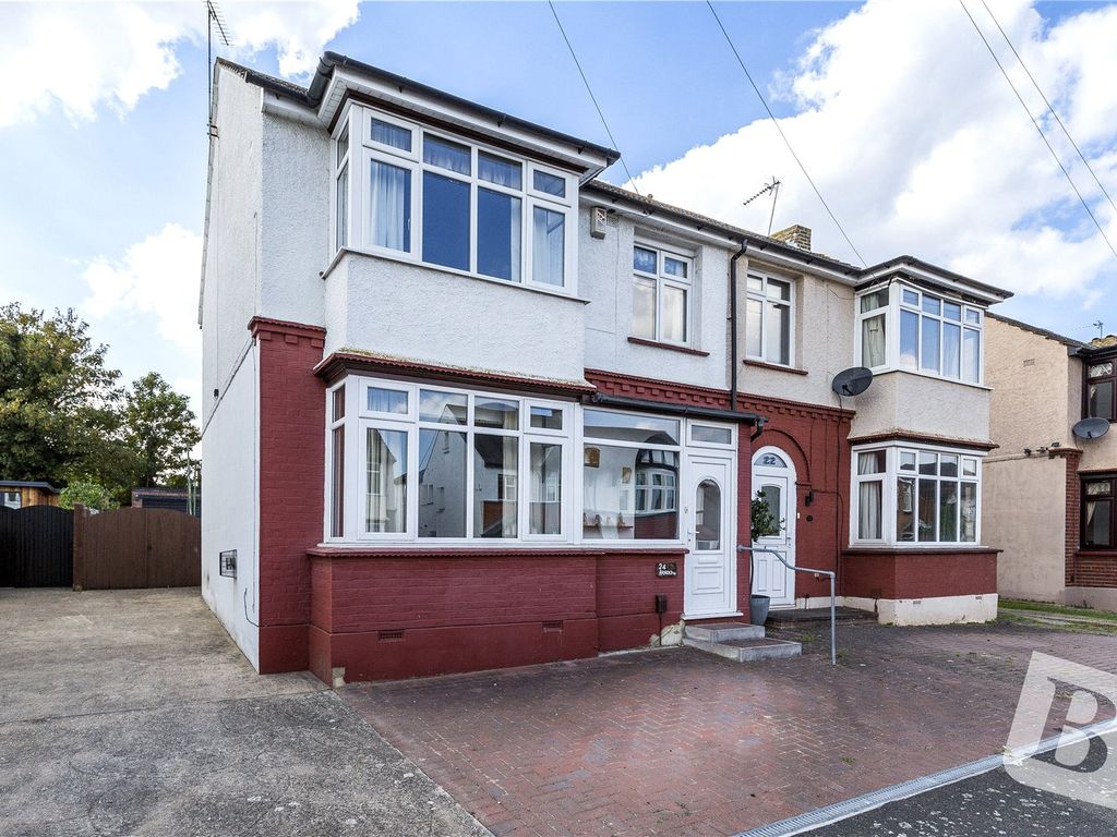 3 bed semidetached house for sale in Arnold Road, Gravesend, Kent DA12