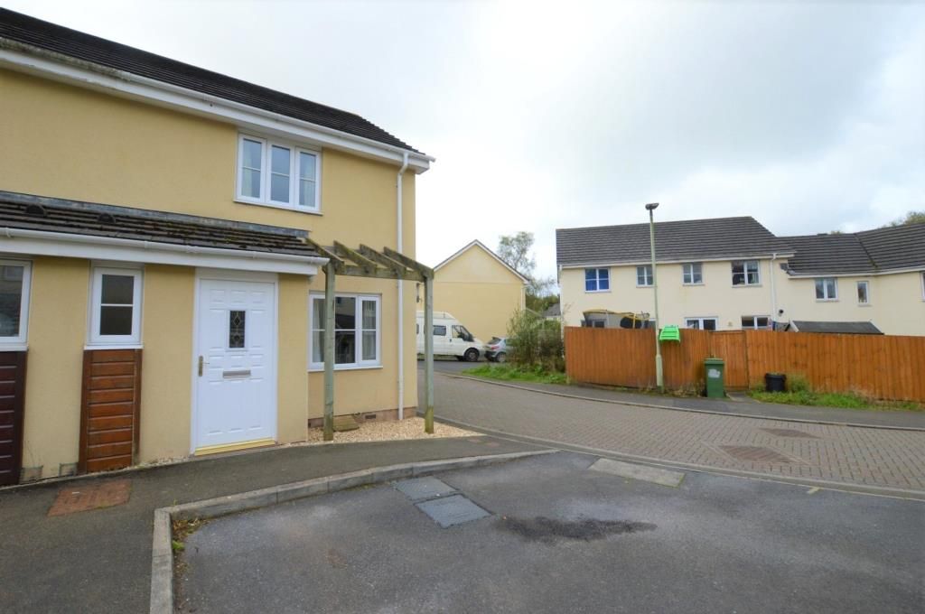 2 bed semidetached house to rent in Quarry Fields, Okehampton, Devon