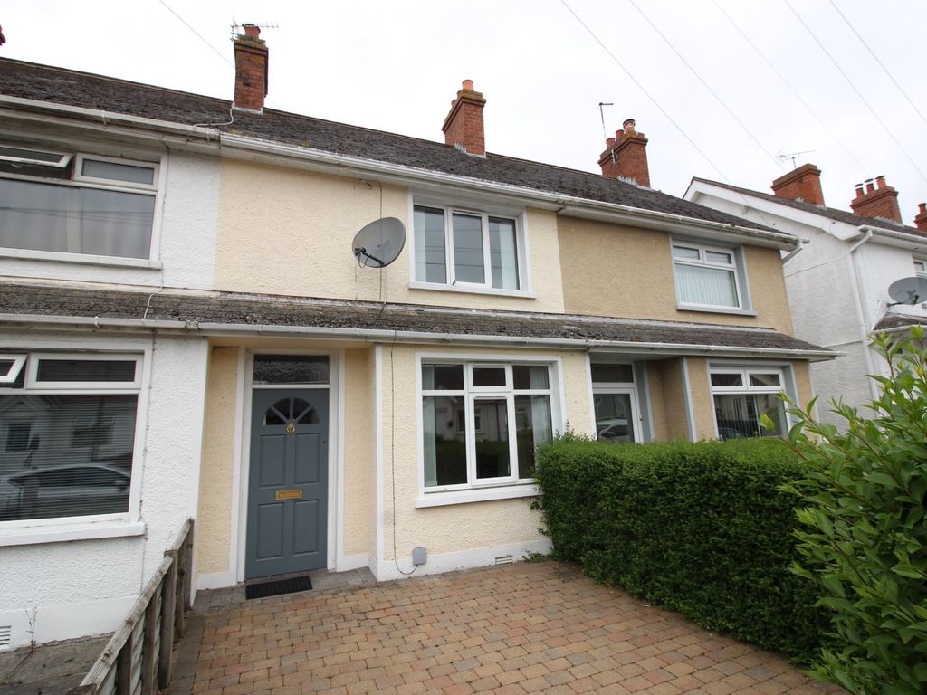 2 bed terraced house to rent in Warren Park Drive, Lisburn, County Down