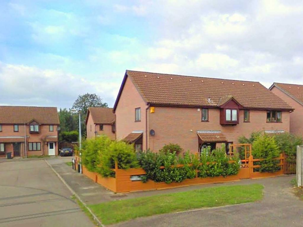 2 bed end terrace house to rent in Whitley Road, Shortstown, Bedford