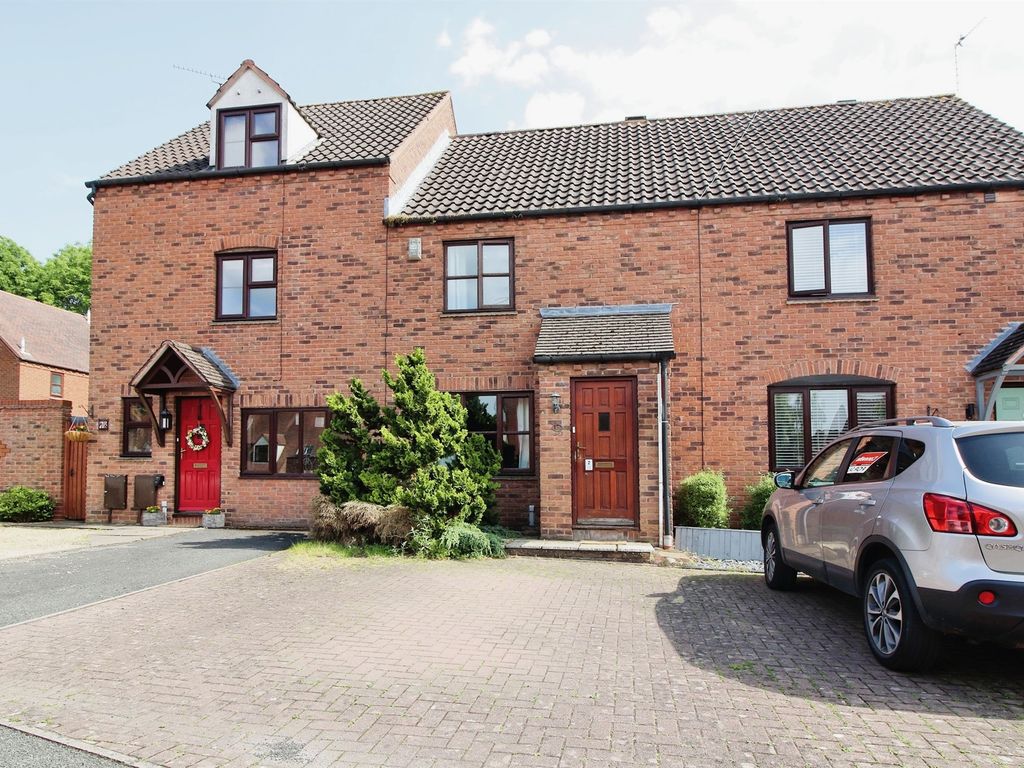 2 bed terraced house for sale in Great Oaty Gardens, Lyppard Hanford