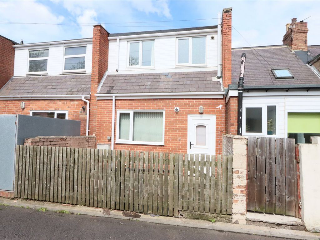 2 bed terraced house for sale in Edna Terrace, Newcastle Upon Tyne, Tyne And Wear NE5, £105,000