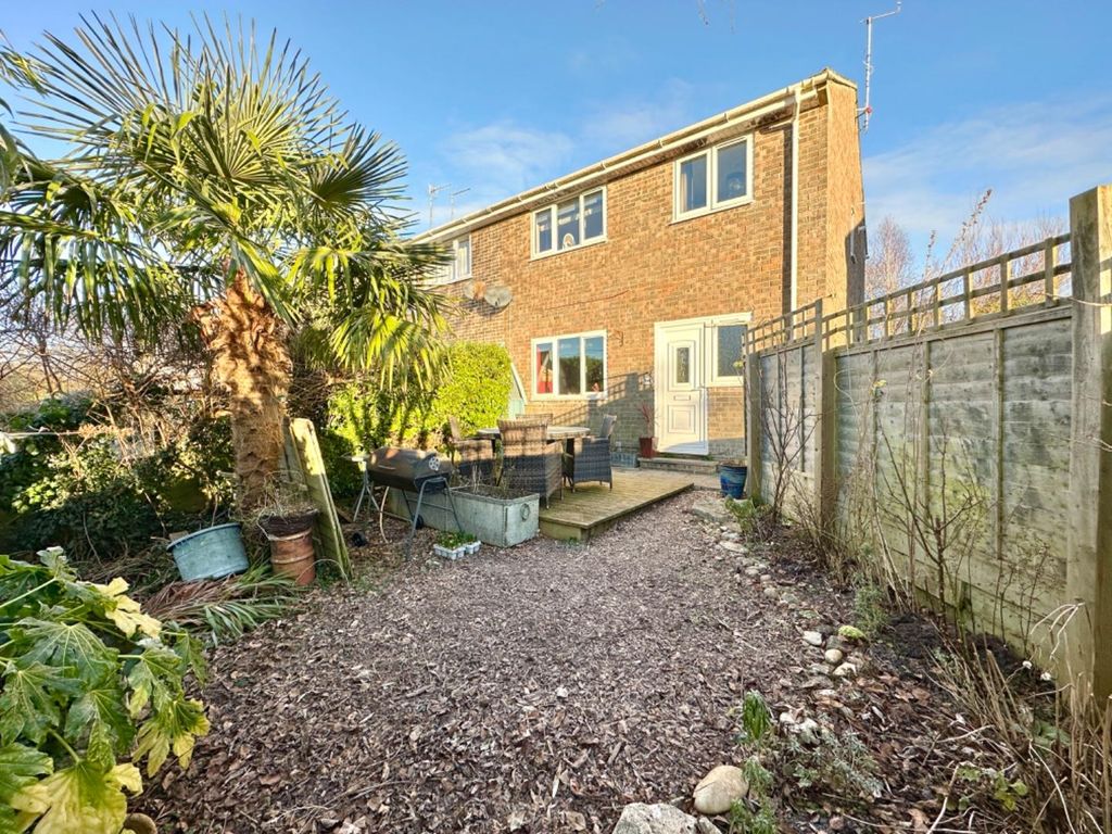 3 bed semidetached house for sale in Locks Lane, Stratton, Dorchester