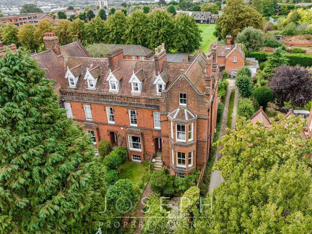 5 bed town house for sale in Henley Road, Ipswich IP1, £650,000 Zoopla