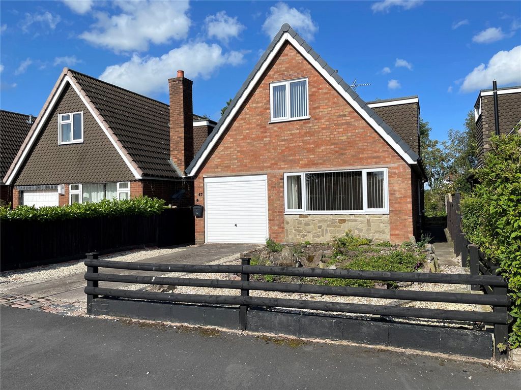 3 bed bungalow for sale in The Bridle Path, Madeley, Crewe, Staffordshire CW3, £240,000 Zoopla