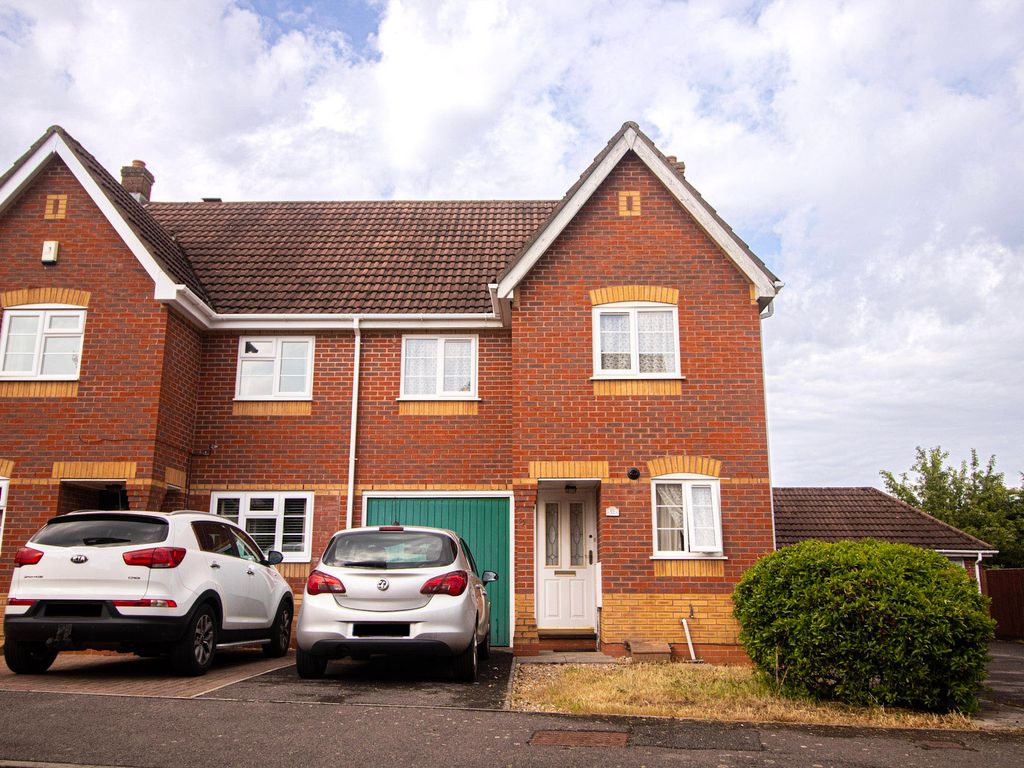 3 bed semidetached house to rent in Watson Acre, Andover SP10 Zoopla