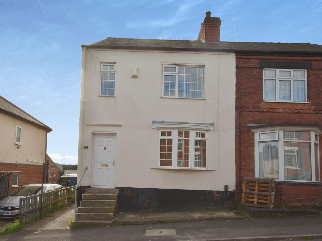 2 bed semidetached house for sale in Nelson Street, Chesterfield S41