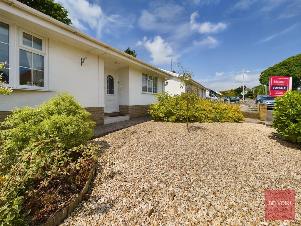 3 bed bungalow for sale in Manselfield Road, Murton, Swansea SA3, £