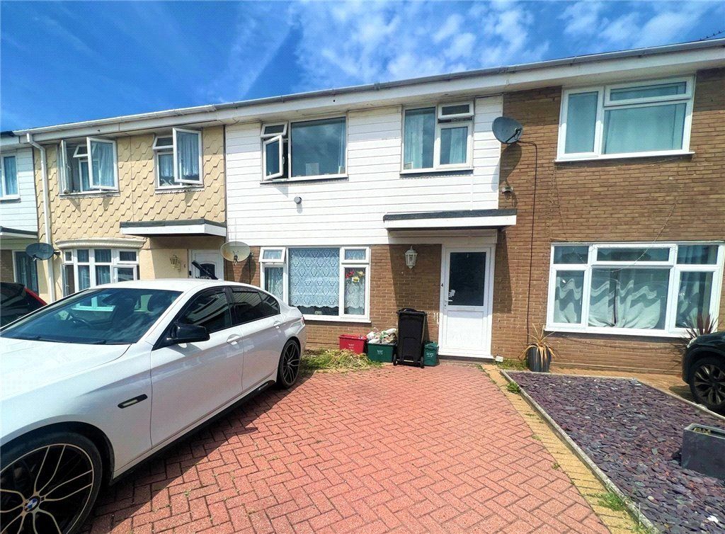 3 bed terraced house for sale in Kingsman Drive, ClactonOnSea, Essex