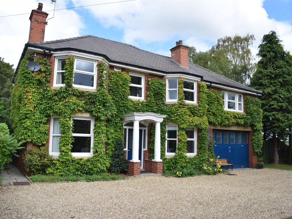 4 bed detached house for sale in Wrawby Road, Brigg DN20 Zoopla