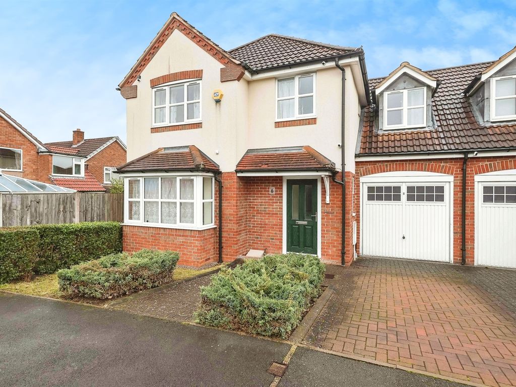 4 bed semidetached house for sale in Tredington Close, Selly Oak, Birmingham B29, £560,000 Zoopla