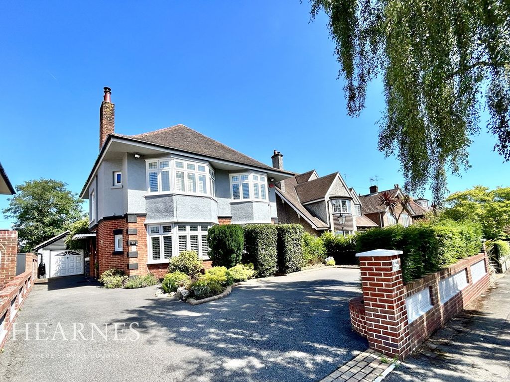 4 bed detached house for sale in Stirling Road, Talbot Woods