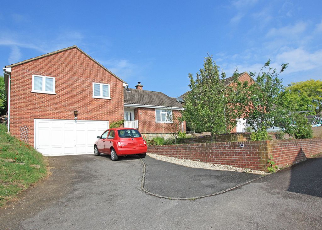 3 bed detached house for sale in Biddel Springs, Highworth, Swindon SN6