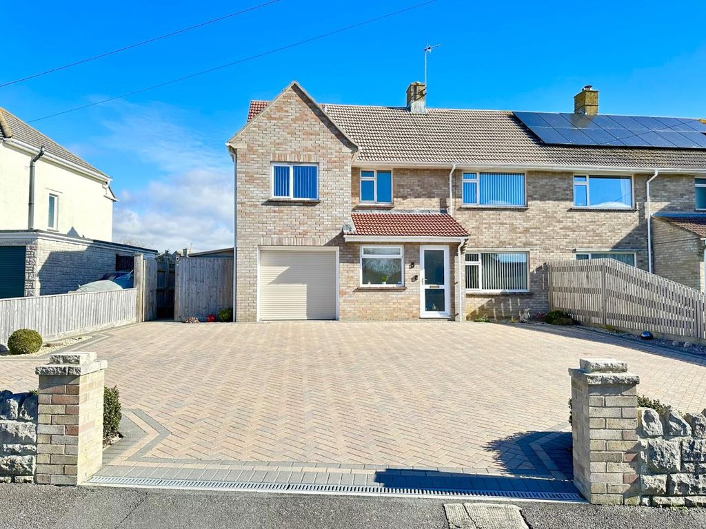 4 bed semidetached house for sale in Clarendon Avenue, Weymouth DT3 Zoopla