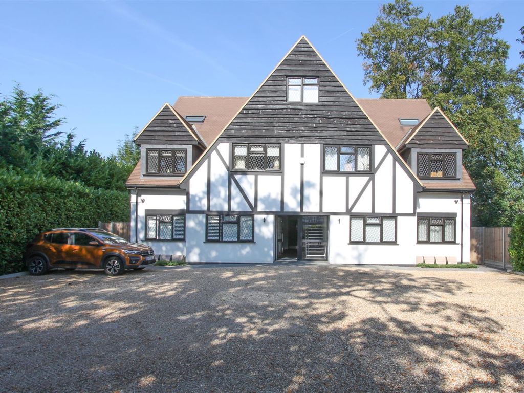 2 bed flat for sale in 88 Long Lane, Ickenham UB10, £450,000 Zoopla