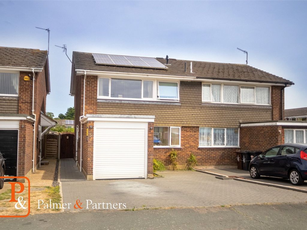 3 bed semidetached house for sale in Adelaide Drive, Colchester, Essex