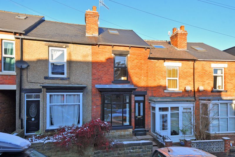 3 bed terraced house for sale in Armthorpe Road, Hangingwater