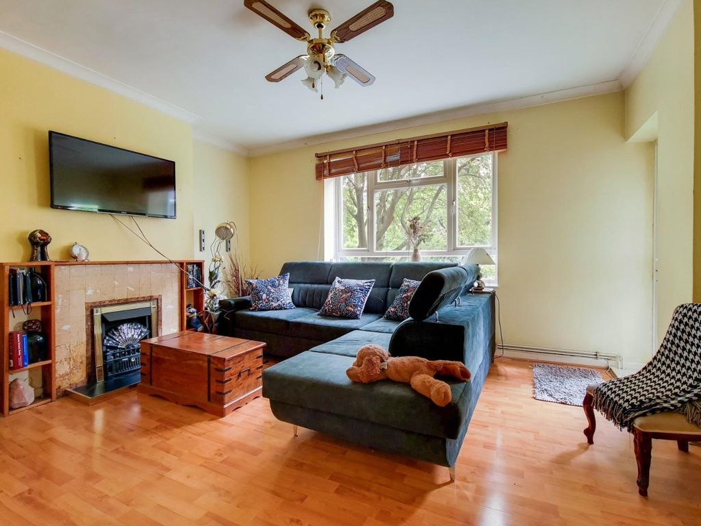 Murray Grove, Old St N1  