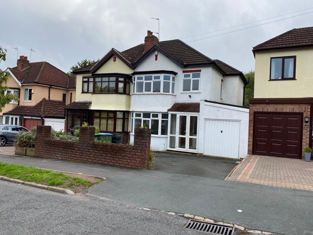 3 bed semidetached house to rent in Forest Road, Oldbury B68 Zoopla