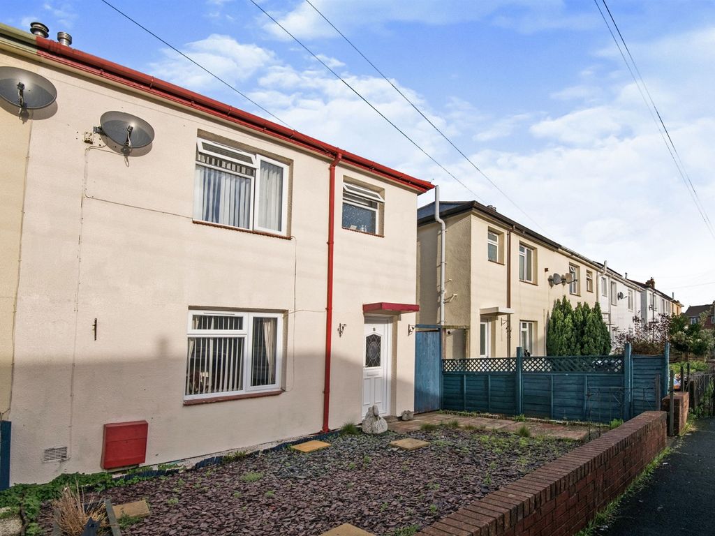 Kings Crescent, Tiverton EX16  