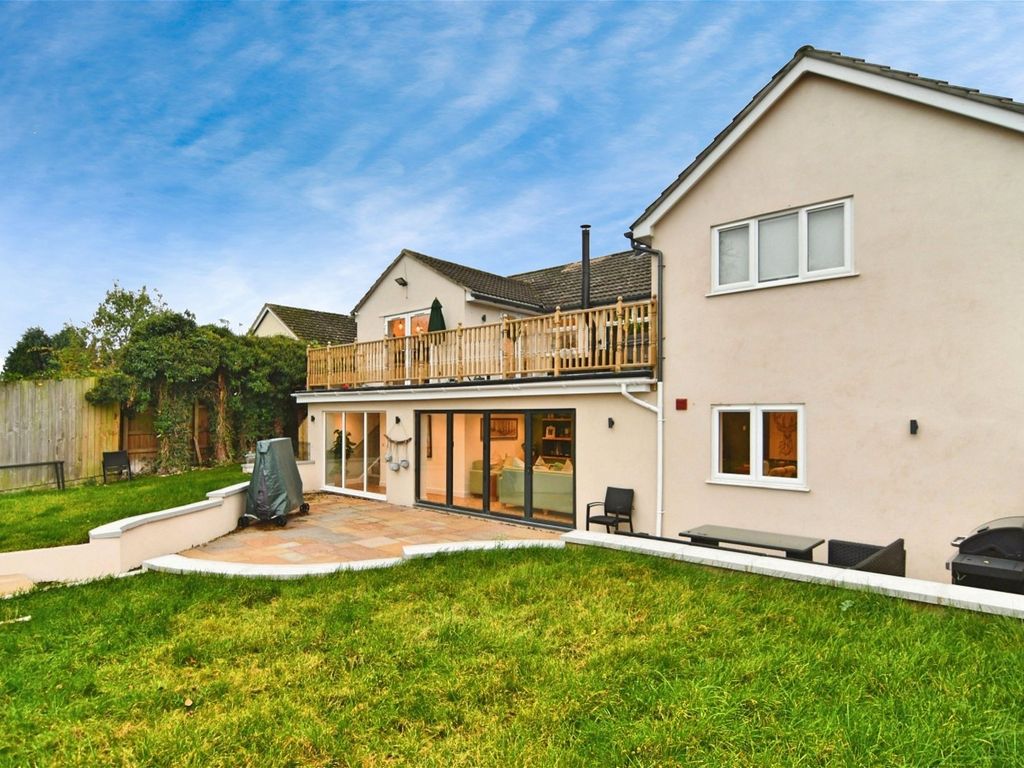 4 bed detached house for sale in Bourne Gardens, Porton, Salisbury SP4