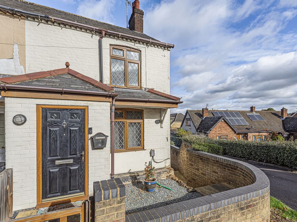4 bed semidetached house for sale in Ampthill Road, Shefford SG17 Zoopla