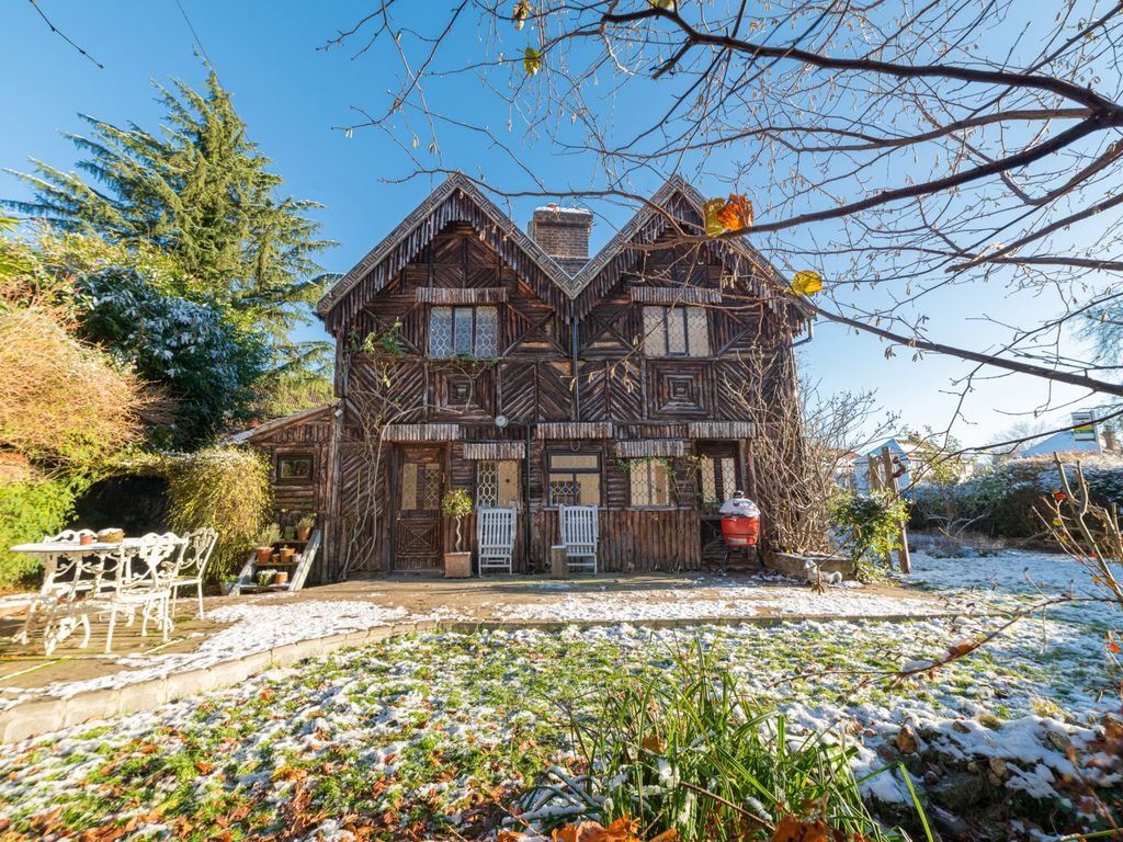 Cassiobridge Lodge, Gade Avenue, Watford WD18  