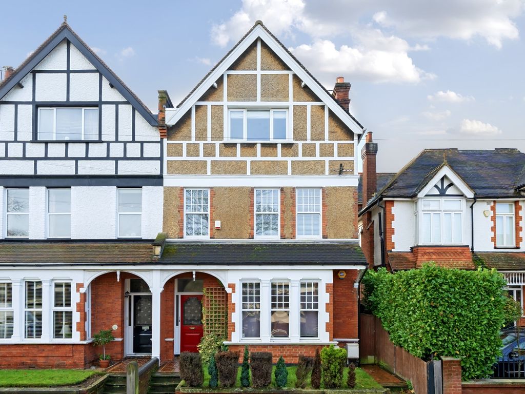 3 bed flat for sale in London Lane, Bromley BR1, £600,000 Zoopla