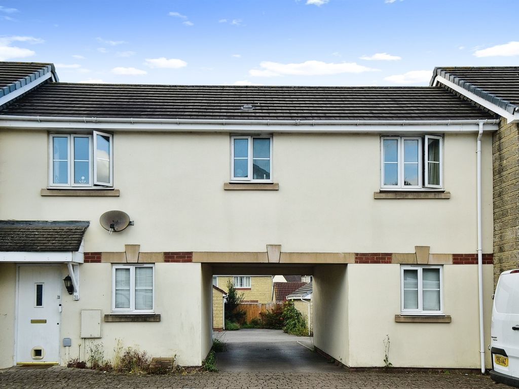 2 bed property for sale in Newbury Avenue, Calne SN11, £225,000 Zoopla