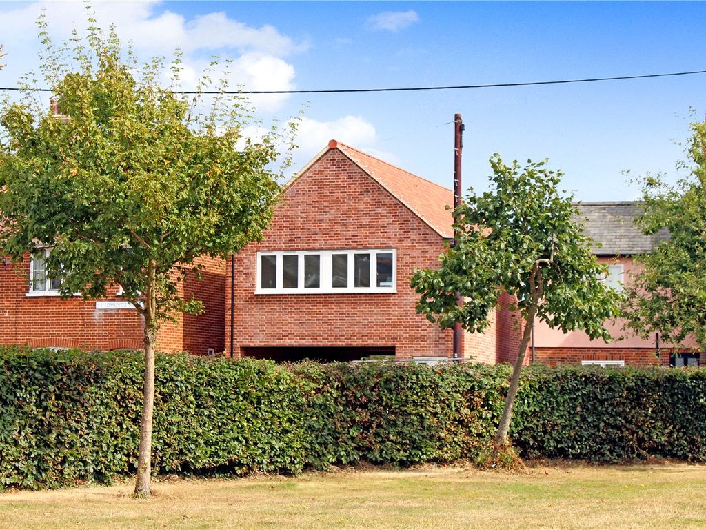 2 bed flat for sale in St. Edmunds Road, Southwold IP18 Zoopla