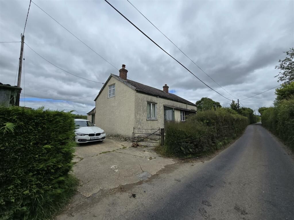 4 bed detached house for sale in Park Gate, Blandford Forum DT11, £