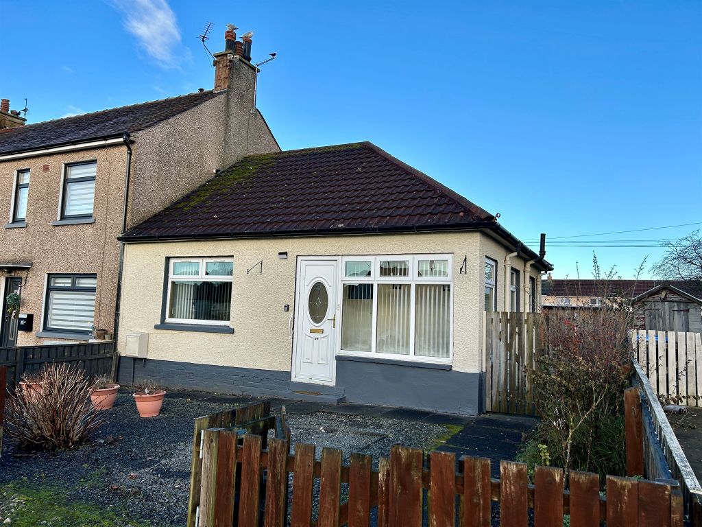 1 bed terraced bungalow for sale in Fergushill Road, Kilwinning KA13, £