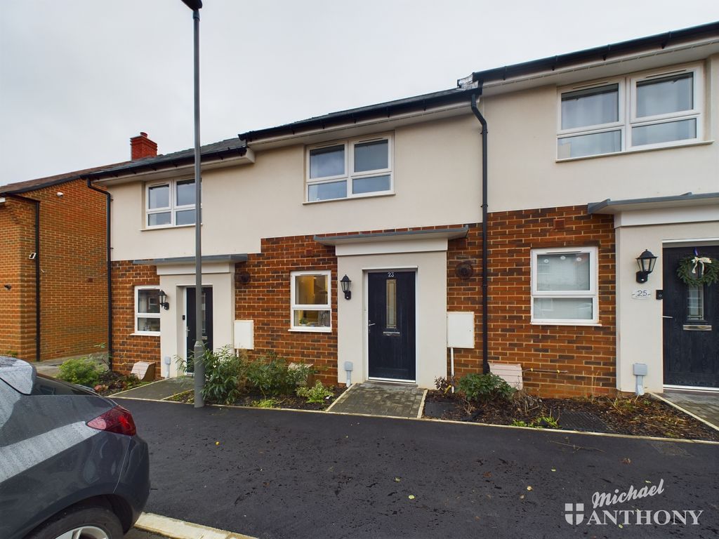 2 bed terraced house for sale in Lane, Broughton, Aylesbury