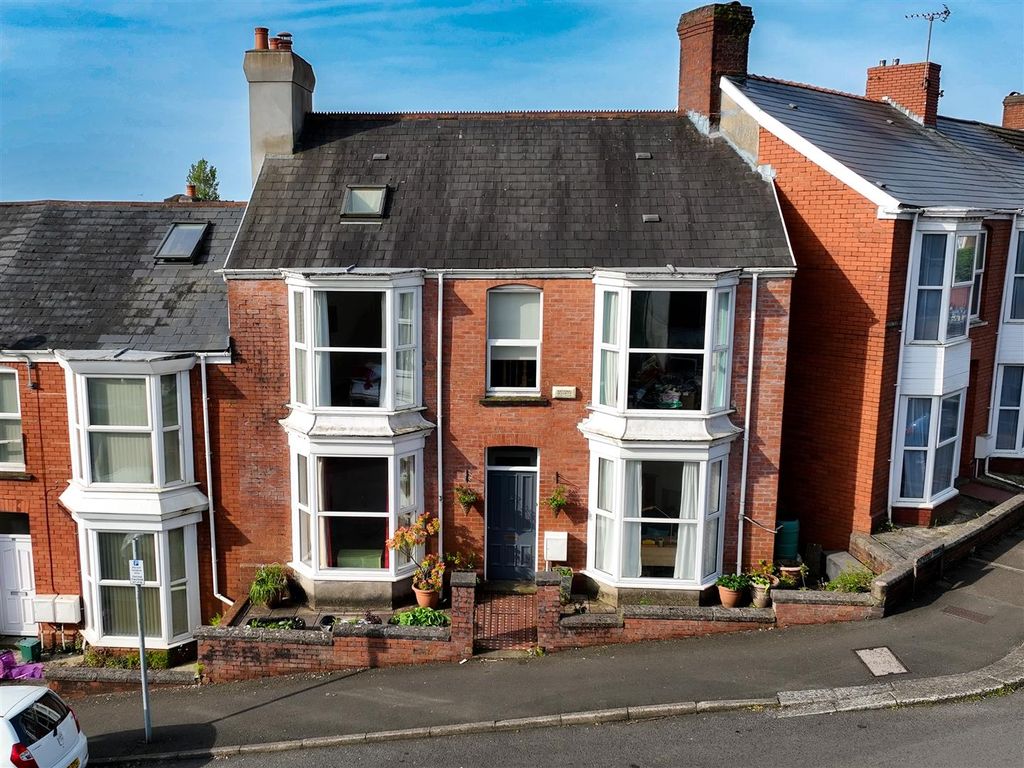 5 bed end terrace house for sale in Hawthorne Avenue, Uplands, Swansea