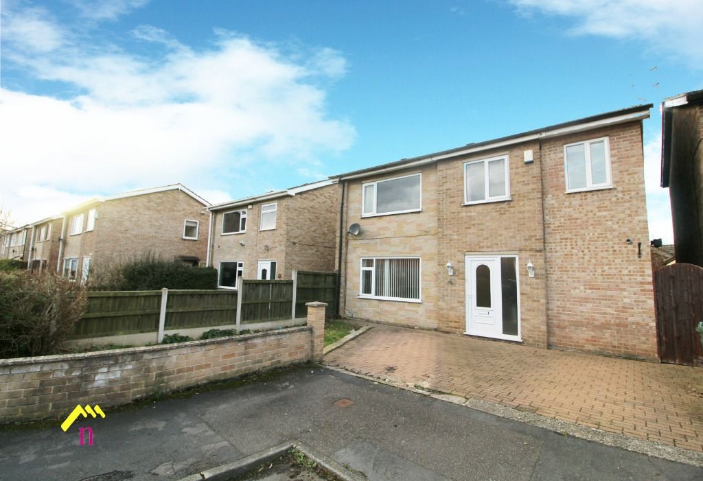 4 bed detached house for sale in Elm Close, Barnby Dun, Doncaster DN3