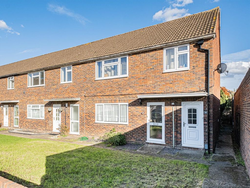 2 bed for sale in Cavendish Close, Hayes UB4 Zoopla