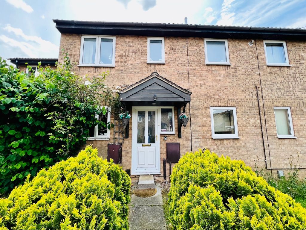 2 bed terraced house for sale in Hadrians Court, Peterborough PE2 Zoopla