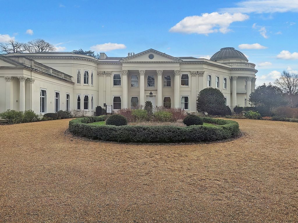 2 bed flat for sale in Sundridge Park Mansion, Willoughby Lane, Bromley