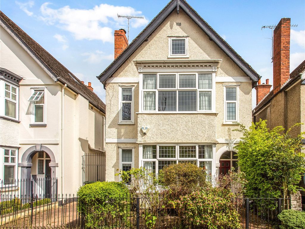 5 bed detached house for sale in Ellington Gardens, Taplow, Maidenhead