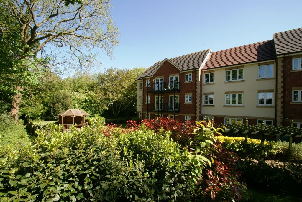1 bed property for sale in pegasus court 83 silver street, nailsea, north somerset bs48